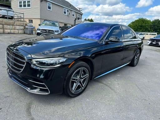Mercedes-Benz S580e 4MATIC 2024, чёрный седан